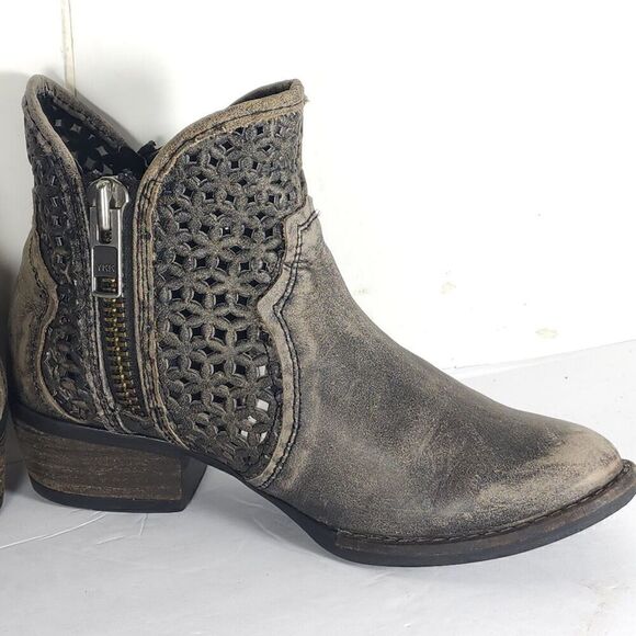 Corral CircleG Women’s US6,5 Leather Distressed Gray Cutout Ankle Western Boots - Picture 7 of 16